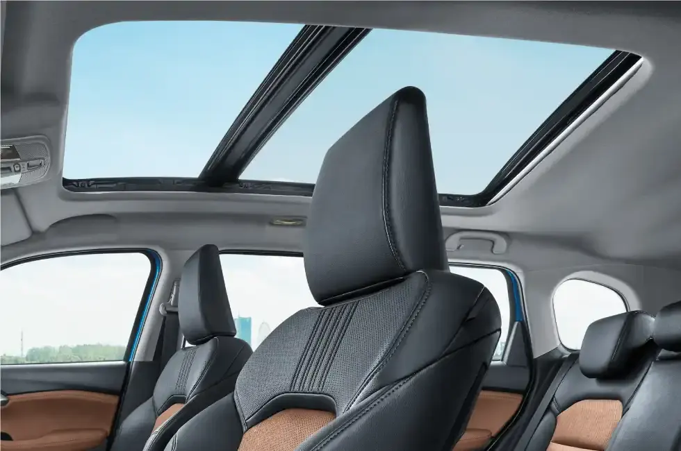 Urban Cruiser Hyryder interior 4